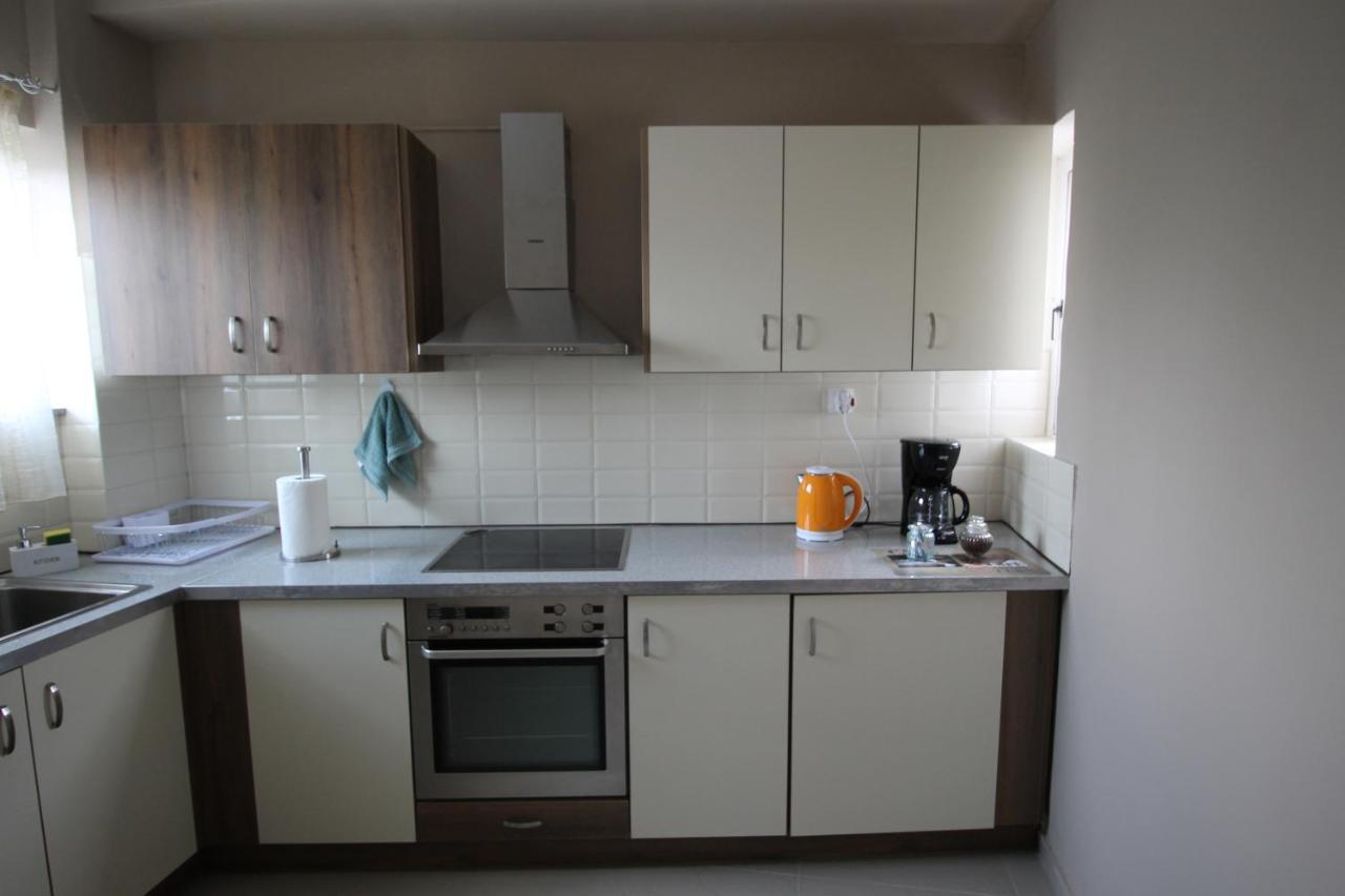 Christa'S Home Near Ath Airport Markópoulon 외부 사진